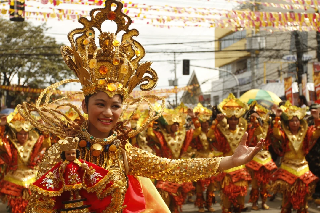 FILIPINE de la NORD la SUD & „FESTIVALUL SINULOG”